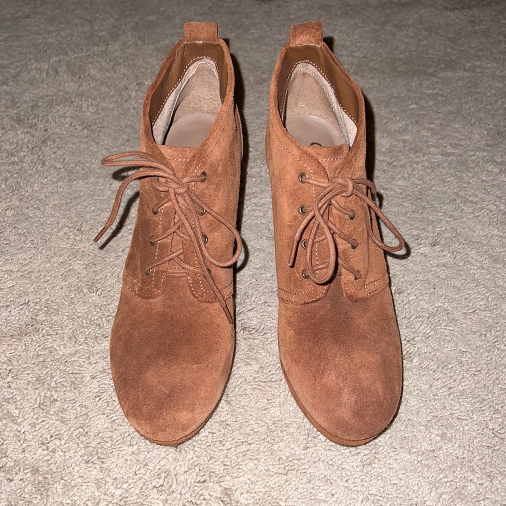 Jessica Simpson suede booties